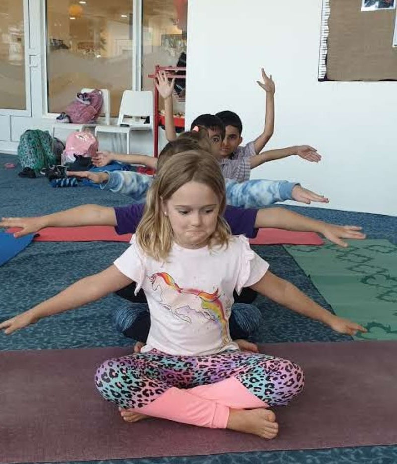 Kids Yoga Classes with Ozgul