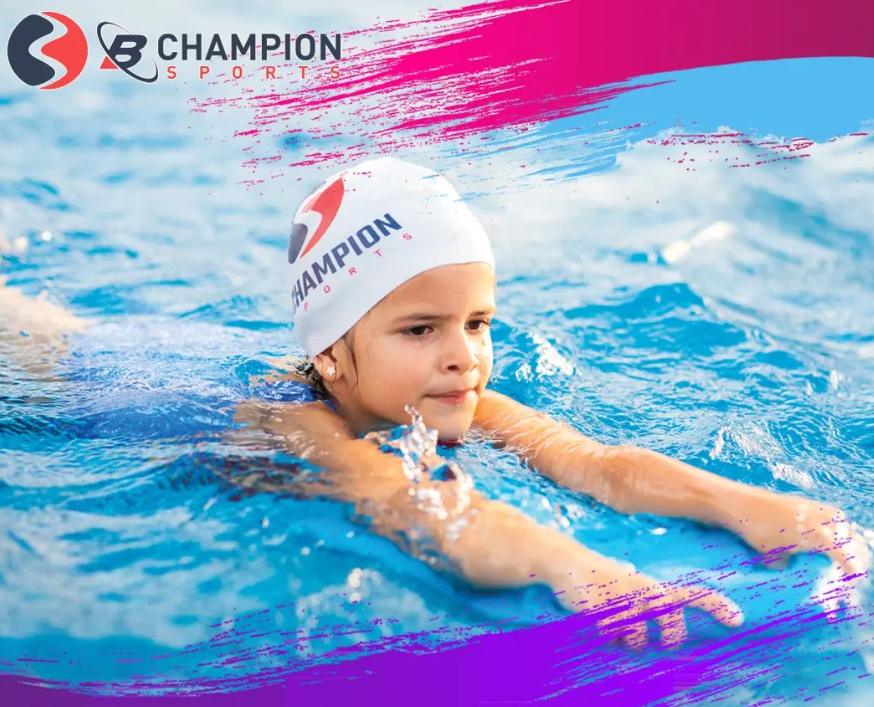 Lady swimming trainer on sale